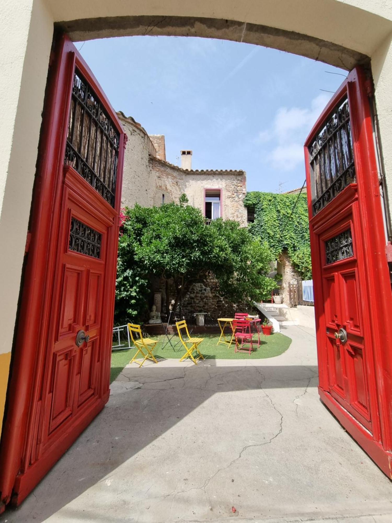 La Tour Du Terroir Bed and Breakfast Rivesaltes Exterior foto